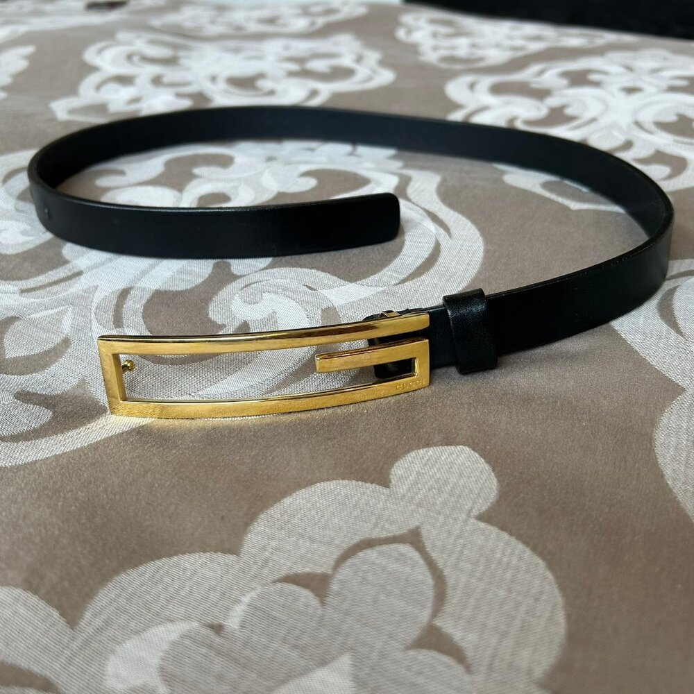 Gucci Women's Black Thin Belt